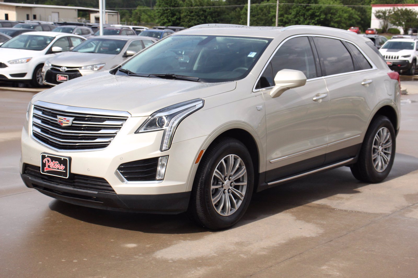 Pre-Owned 2017 Cadillac XT5 Luxury SUV in Longview #A4212 | Peters